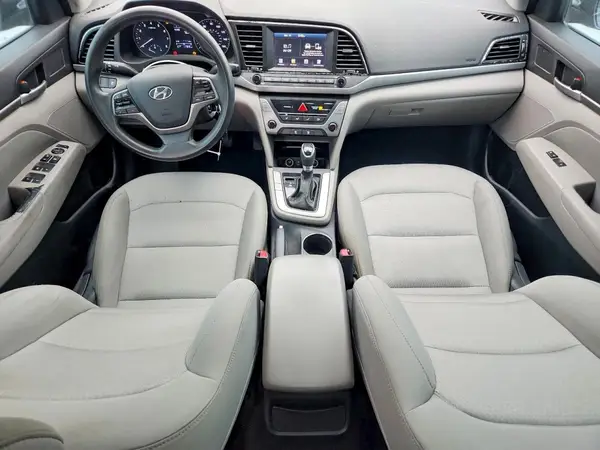 5NPD84LF4HH038735 2017 HYUNDAI ELANTRA - Image 8