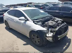 5NPD84LF4HH043031 2017 HYUNDAI ELANTRA