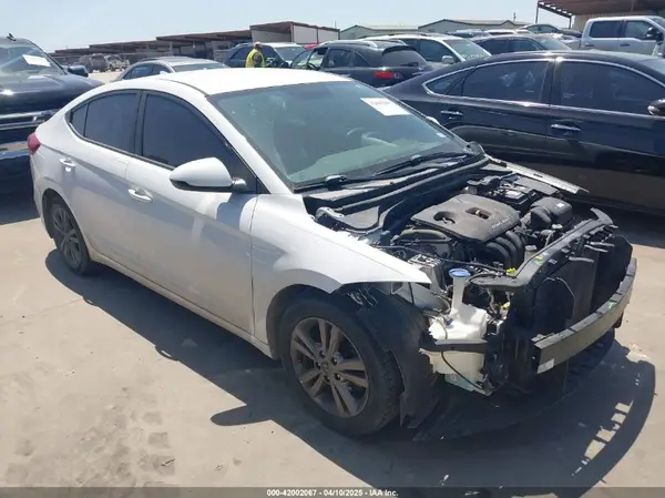5NPD84LF4HH043031 2017 HYUNDAI ELANTRA - Image 1