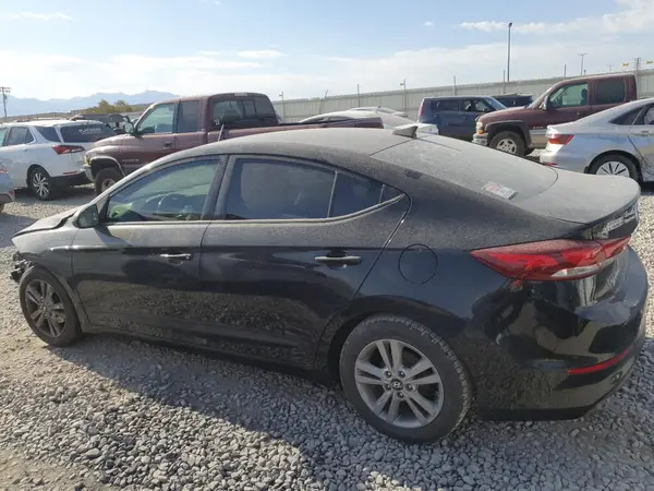 5NPD84LF4HH046026 2017 HYUNDAI ELANTRA - Image 2