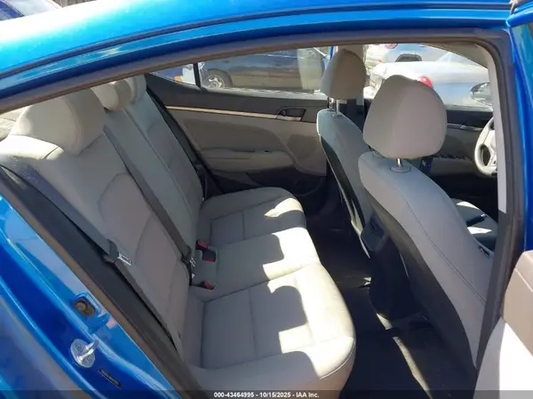 5NPD84LF4HH047855 2017 HYUNDAI ELANTRA - Image 8