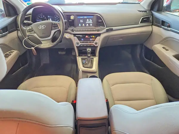 5NPD84LF4HH049329 2017 HYUNDAI ELANTRA - Image 8
