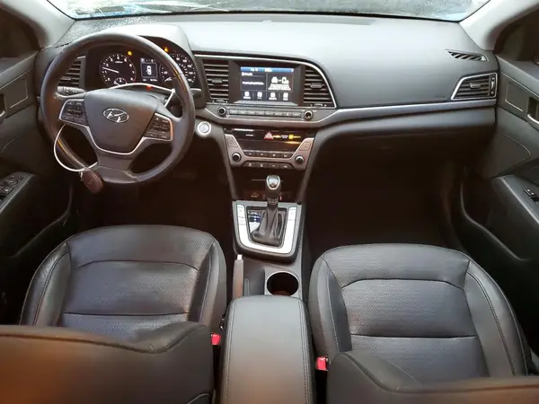 5NPD84LF4HH055244 2017 HYUNDAI ELANTRA - Image 8