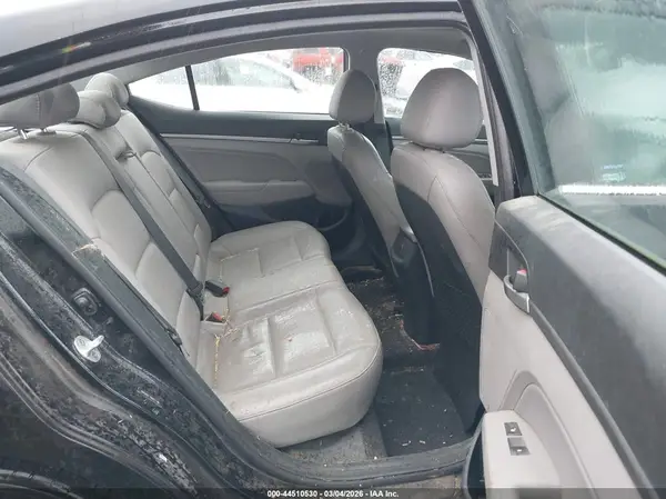 5NPD84LF4HH057446 2017 HYUNDAI ELANTRA - Image 8