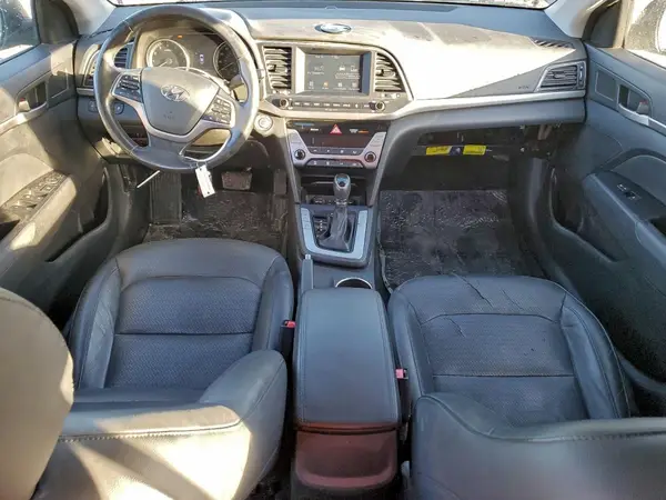 5NPD84LF4HH057690 2017 HYUNDAI ELANTRA - Image 8
