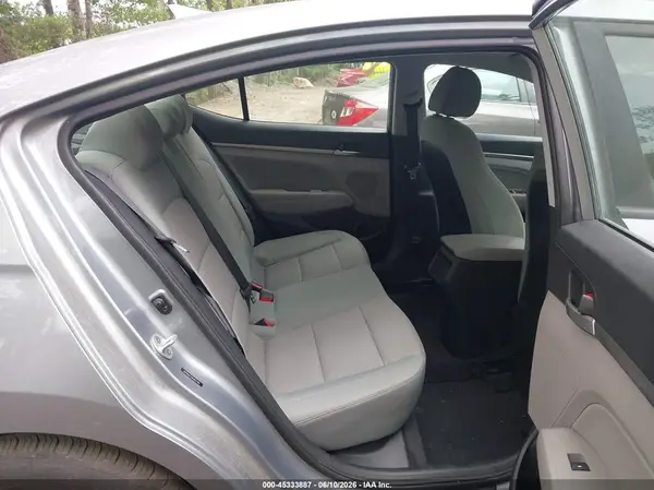 5NPD84LF4HH057740 2017 HYUNDAI ELANTRA - Image 8
