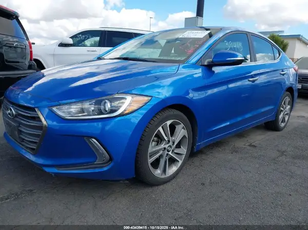 5NPD84LF4HH058421 2017 HYUNDAI ELANTRA - Image 2