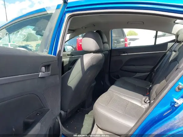 5NPD84LF4HH058421 2017 HYUNDAI ELANTRA - Image 8