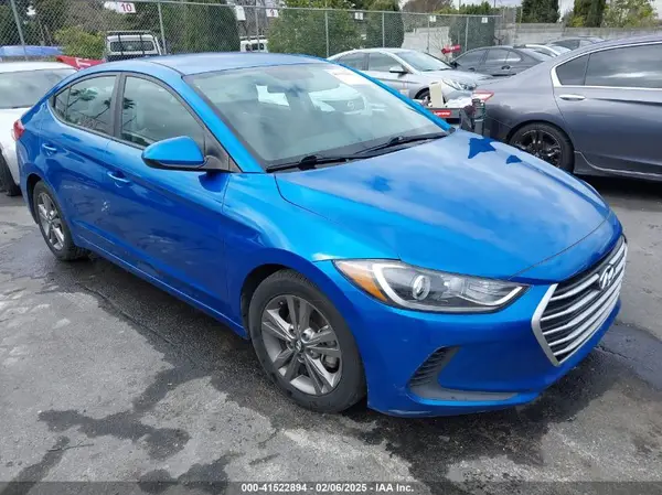 5NPD84LF4HH063375 2017 HYUNDAI ELANTRA - Image 1