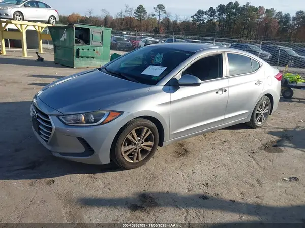 5NPD84LF4HH065160 2017 HYUNDAI ELANTRA - Image 2