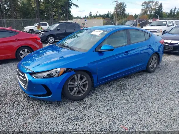5NPD84LF4HH066504 2017 HYUNDAI ELANTRA - Image 2