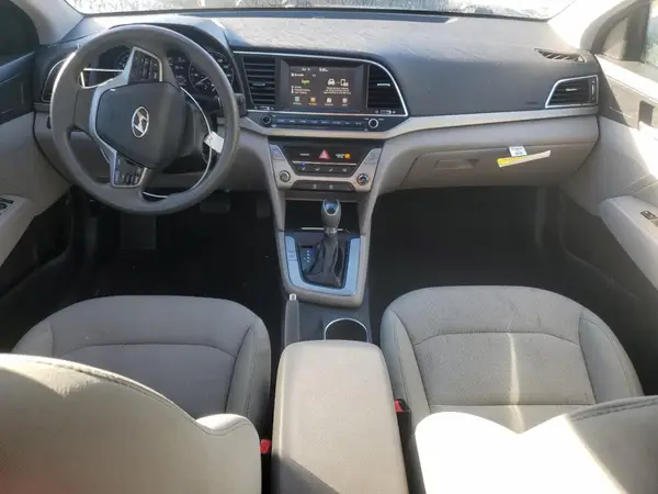 5NPD84LF4HH067636 2017 HYUNDAI ELANTRA - Image 8