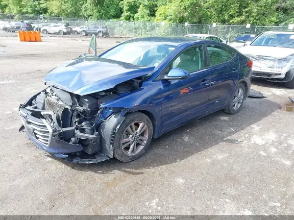 5NPD84LF4HH067944 2017 HYUNDAI ELANTRA - Image 2
