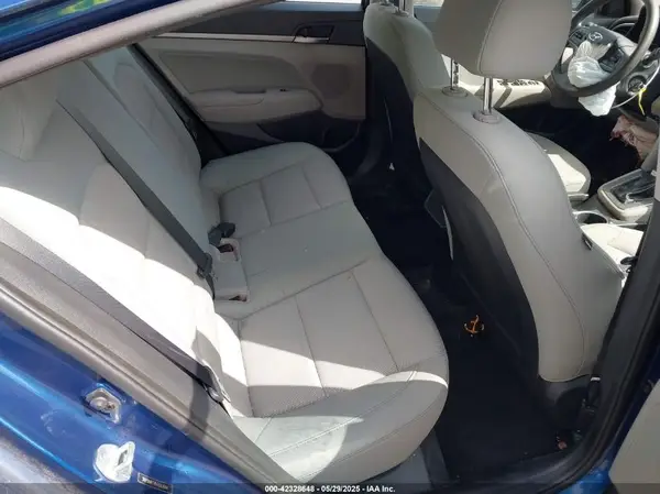 5NPD84LF4HH067944 2017 HYUNDAI ELANTRA - Image 8