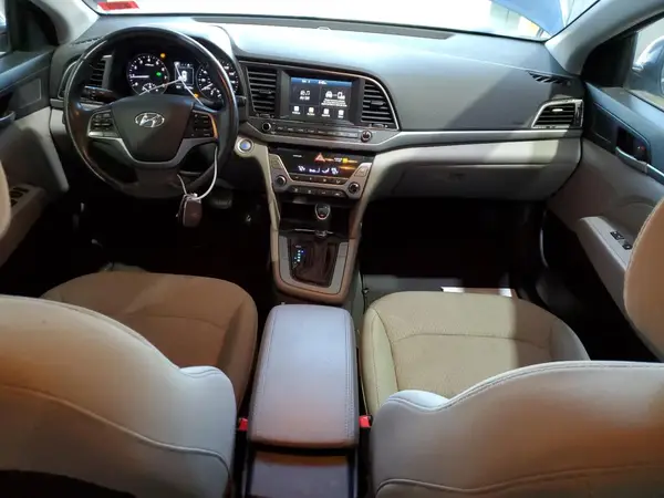 5NPD84LF4HH068835 2017 HYUNDAI ELANTRA - Image 8