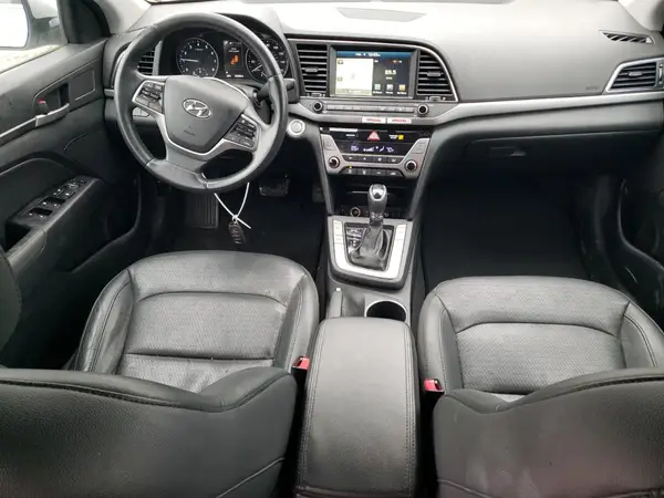 5NPD84LF4HH073811 2017 HYUNDAI ELANTRA - Image 8
