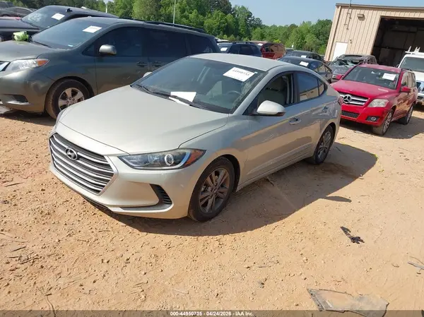 5NPD84LF4HH078961 2017 HYUNDAI ELANTRA - Image 2