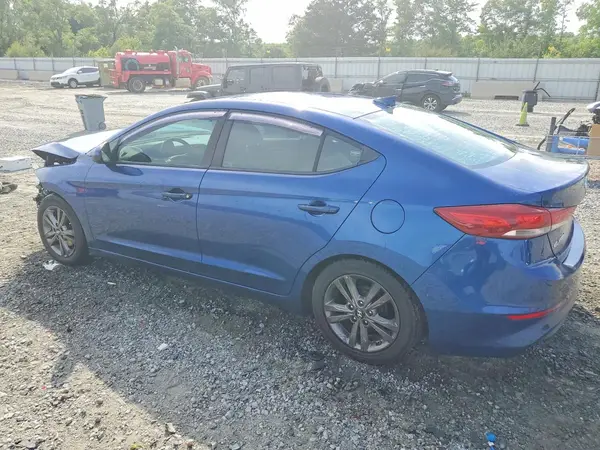 5NPD84LF4HH083044 2017 HYUNDAI ELANTRA - Image 2
