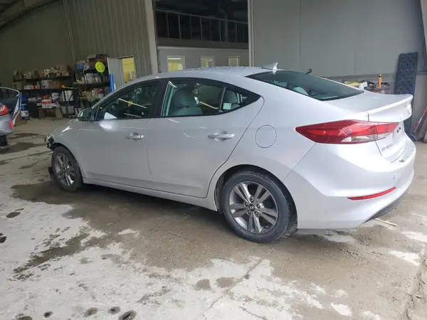 5NPD84LF4HH085828 2017 HYUNDAI ELANTRA - Image 2