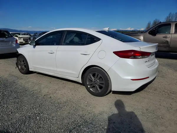 5NPD84LF4HH087630 2017 HYUNDAI ELANTRA - Image 2
