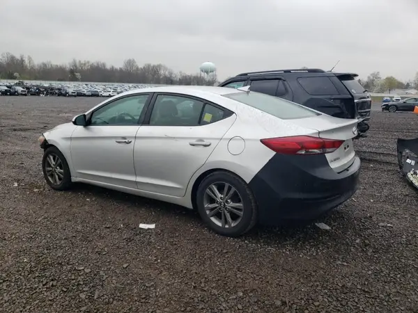 5NPD84LF4HH089135 2017 HYUNDAI ELANTRA - Image 2