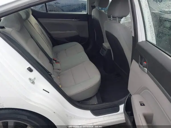 5NPD84LF4HH090723 2017 HYUNDAI ELANTRA - Image 8
