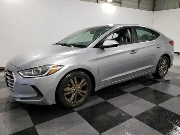 5NPD84LF4HH094447 2017 HYUNDAI ELANTRA - Image 1