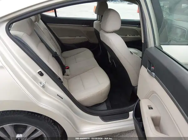 5NPD84LF4HH096666 2017 HYUNDAI ELANTRA - Image 8