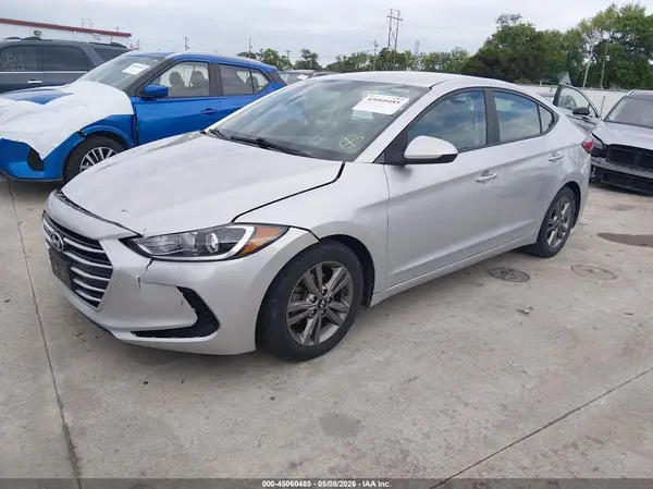 5NPD84LF4HH096943 2017 HYUNDAI ELANTRA - Image 2