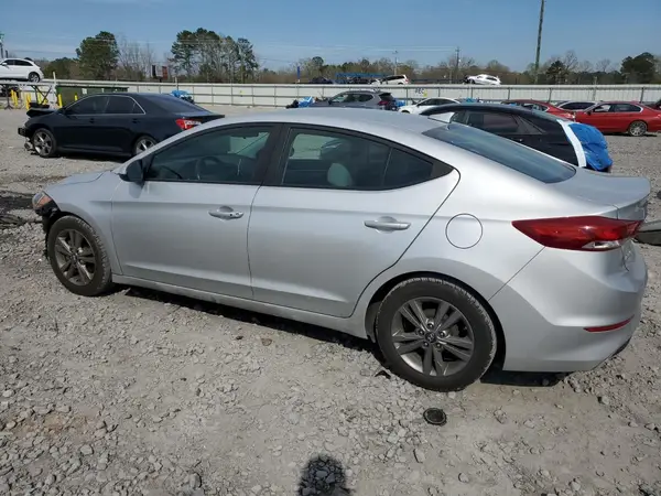 5NPD84LF4HH097994 2017 HYUNDAI ELANTRA - Image 2