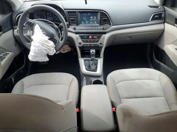5NPD84LF4HH104765 2017 HYUNDAI ELANTRA - Image 8