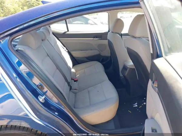 5NPD84LF4HH107441 2017 HYUNDAI ELANTRA - Image 8