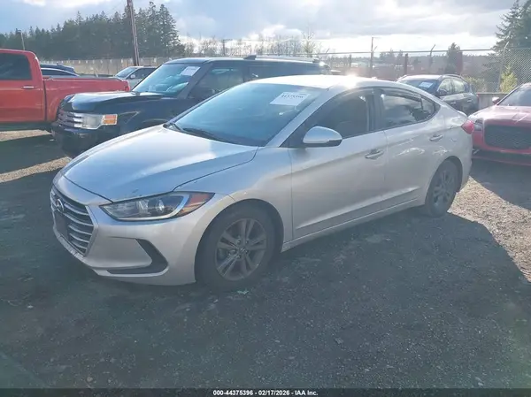 5NPD84LF4HH121372 2017 HYUNDAI ELANTRA - Image 2