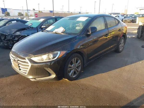 5NPD84LF4HH122943 2017 HYUNDAI ELANTRA - Image 2