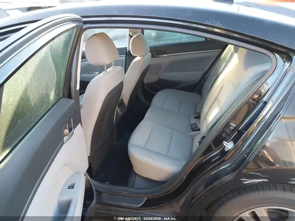5NPD84LF4HH122943 2017 HYUNDAI ELANTRA - Image 8