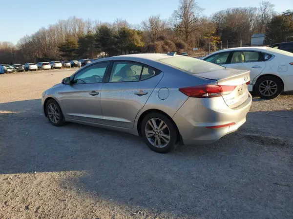 5NPD84LF4HH123557 2017 HYUNDAI ELANTRA - Image 2