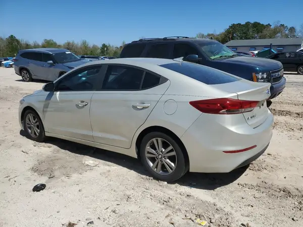 5NPD84LF4HH123770 2017 HYUNDAI ELANTRA - Image 2