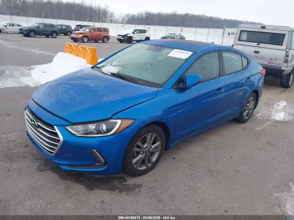 5NPD84LF4HH123980 2017 HYUNDAI ELANTRA - Image 2