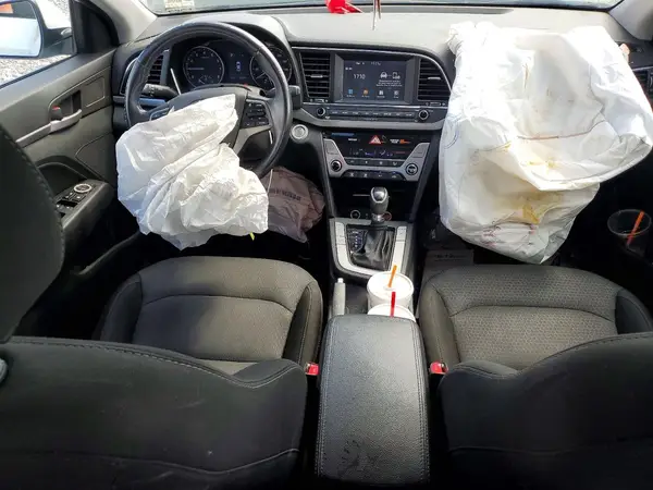 5NPD84LF4HH124045 2017 HYUNDAI ELANTRA - Image 8
