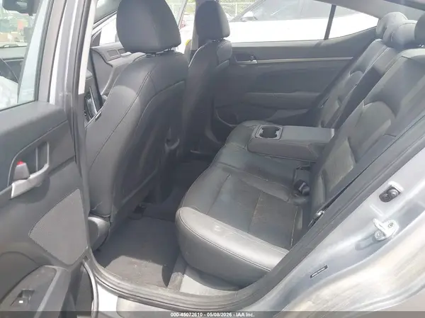 5NPD84LF4HH125051 2017 HYUNDAI ELANTRA - Image 8