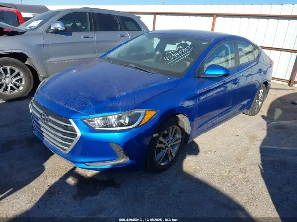 5NPD84LF4HH129360 2017 HYUNDAI ELANTRA - Image 2