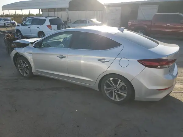 5NPD84LF4HH131397 2017 HYUNDAI ELANTRA - Image 2