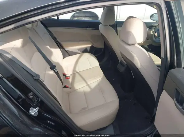 5NPD84LF4HH138592 2017 HYUNDAI ELANTRA - Image 8