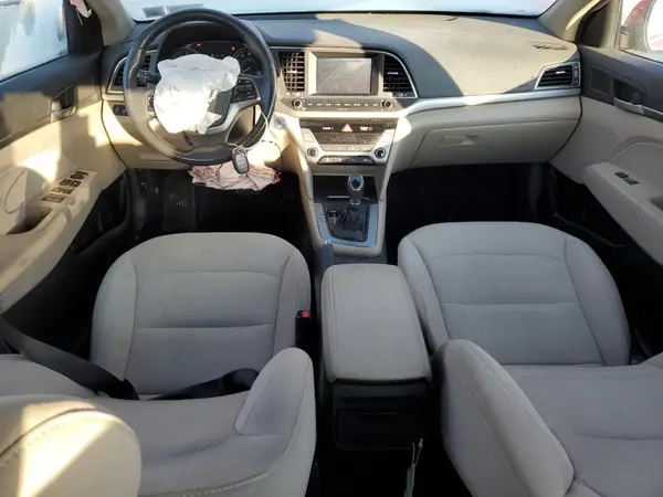 5NPD84LF4HH140617 2017 HYUNDAI ELANTRA - Image 8
