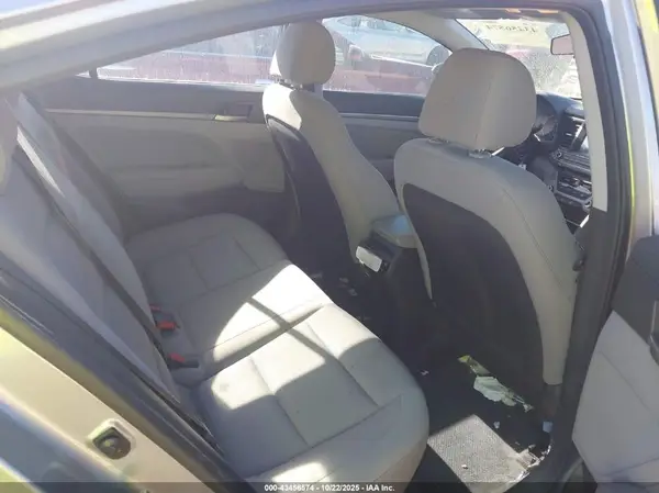 5NPD84LF4HH141203 2017 HYUNDAI ELANTRA - Image 8