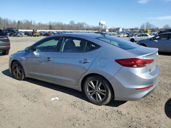 5NPD84LF4HH141492 2017 HYUNDAI ELANTRA - Image 2