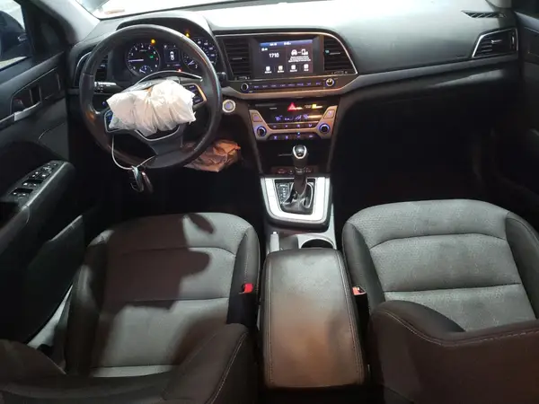 5NPD84LF4HH142237 2017 HYUNDAI ELANTRA - Image 8