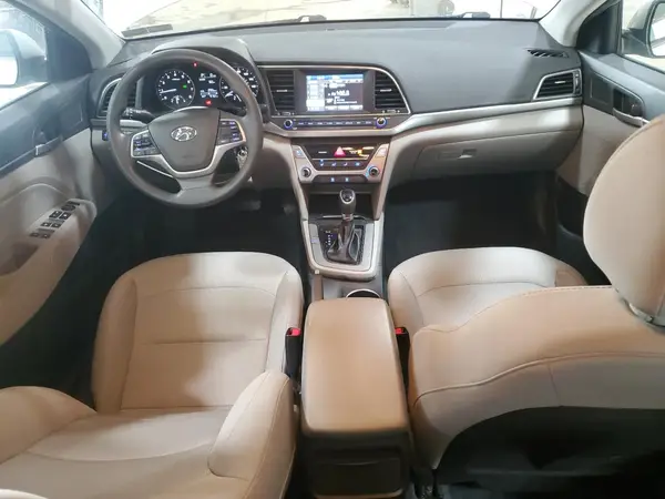 5NPD84LF4HH142688 2017 HYUNDAI ELANTRA - Image 8