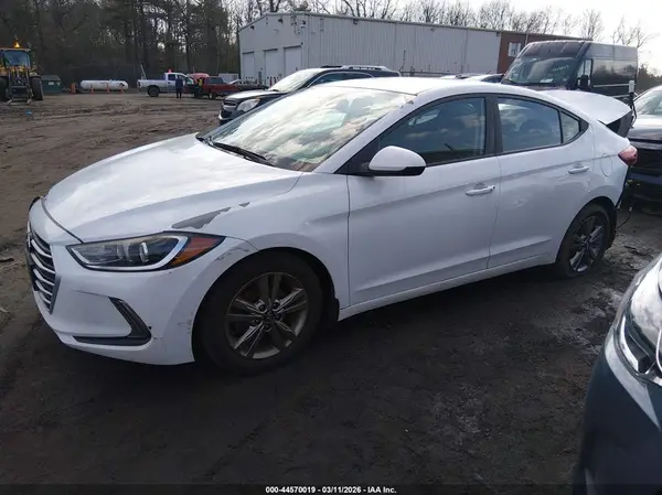 5NPD84LF4HH143453 2017 HYUNDAI ELANTRA - Image 2