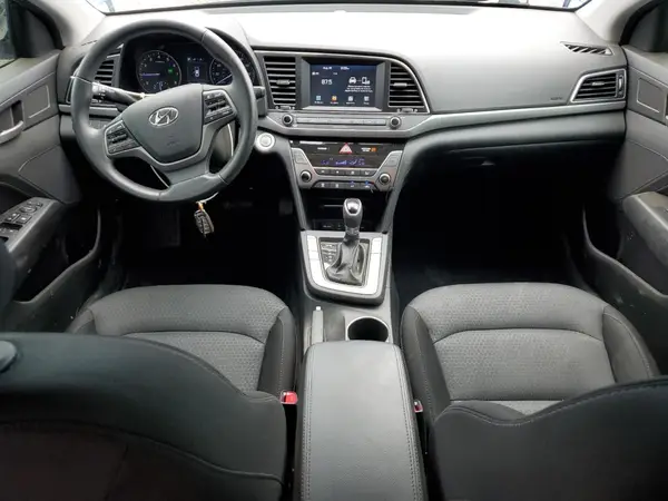 5NPD84LF4HH144411 2017 HYUNDAI ELANTRA - Image 8